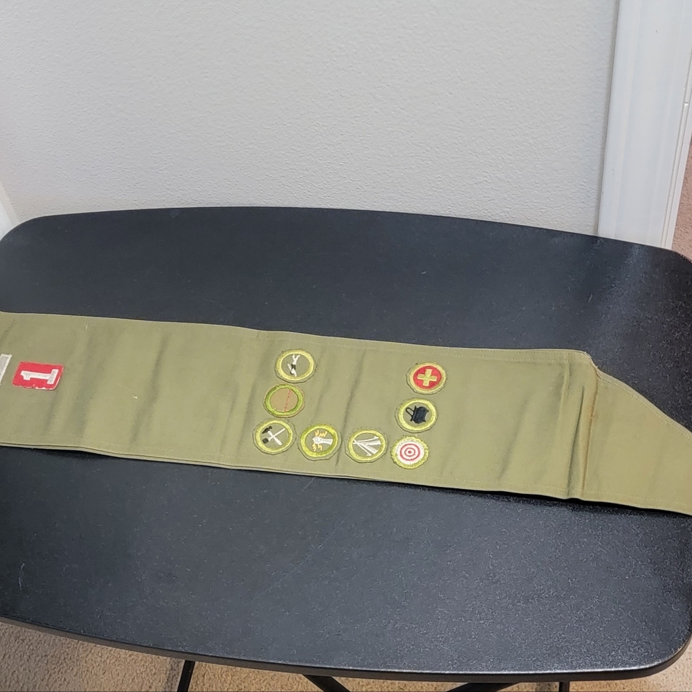 VTG 40s Boy Scouts America BSA Uniform Green Sash with 20 Patches / Merit Badges